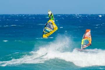 Volando sobre las olas (Foto Antonio Rico)